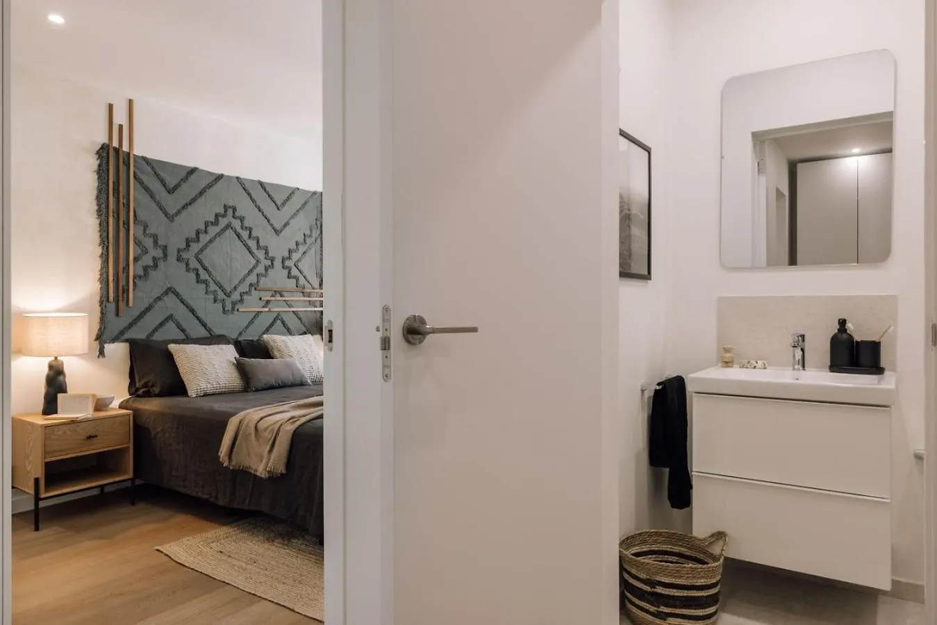 Liac - 2 Bedrooms In Alvalade Lisboa 0*,